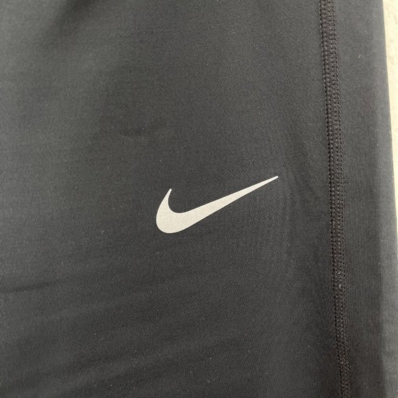 Nike Dry-Fit Cropped Leggings SIZE S - Picture 4 of 5